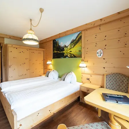 Hotel Sonne 3*